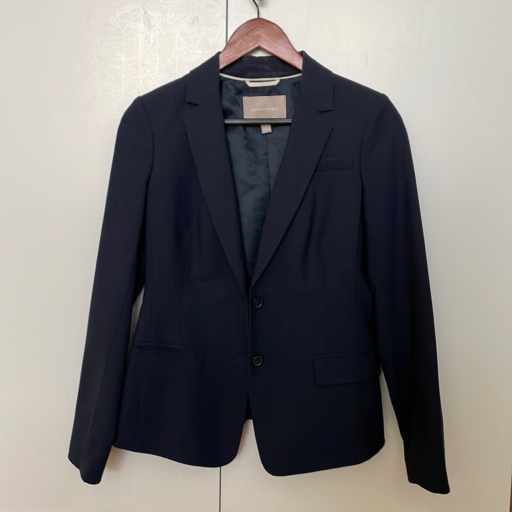 Navy blue blazer from Banana Republic. Like new